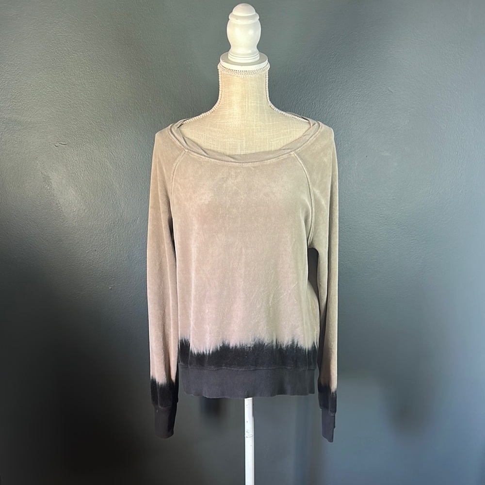 Pam & Gela Beige and Black Velour Tie-Dye Top